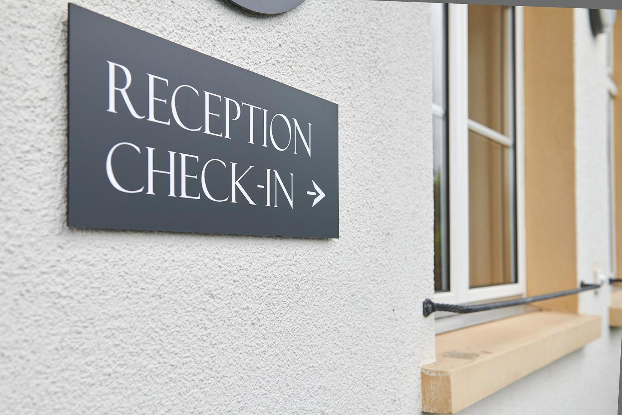 Hotel Jaeger Jeuss - Murten - Self-Check-In Eksteriør billede