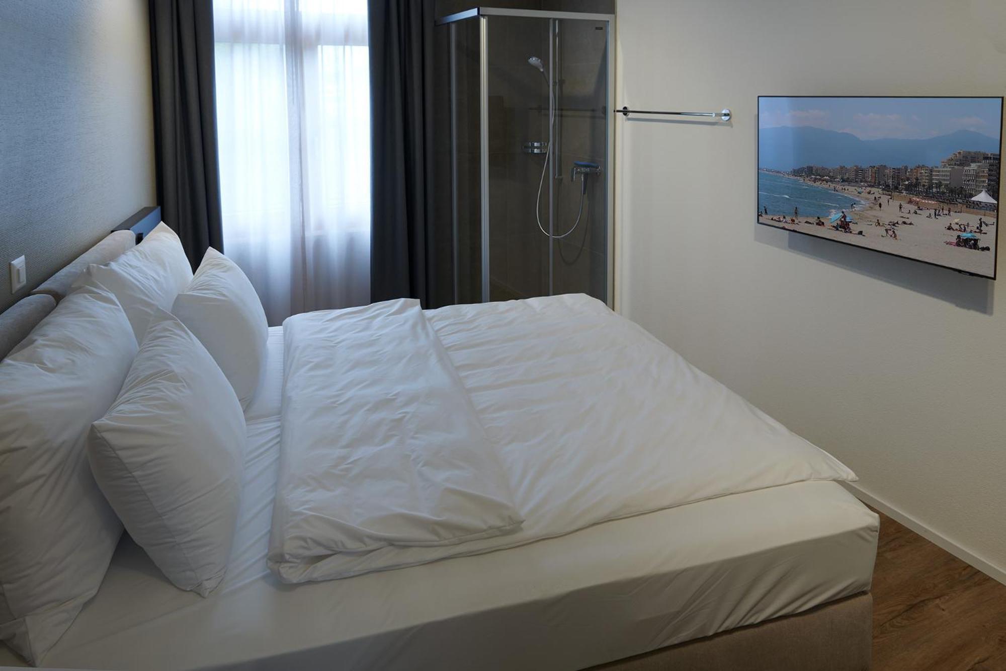 Hotel Jaeger Jeuss - Murten - Self-Check-In Eksteriør billede