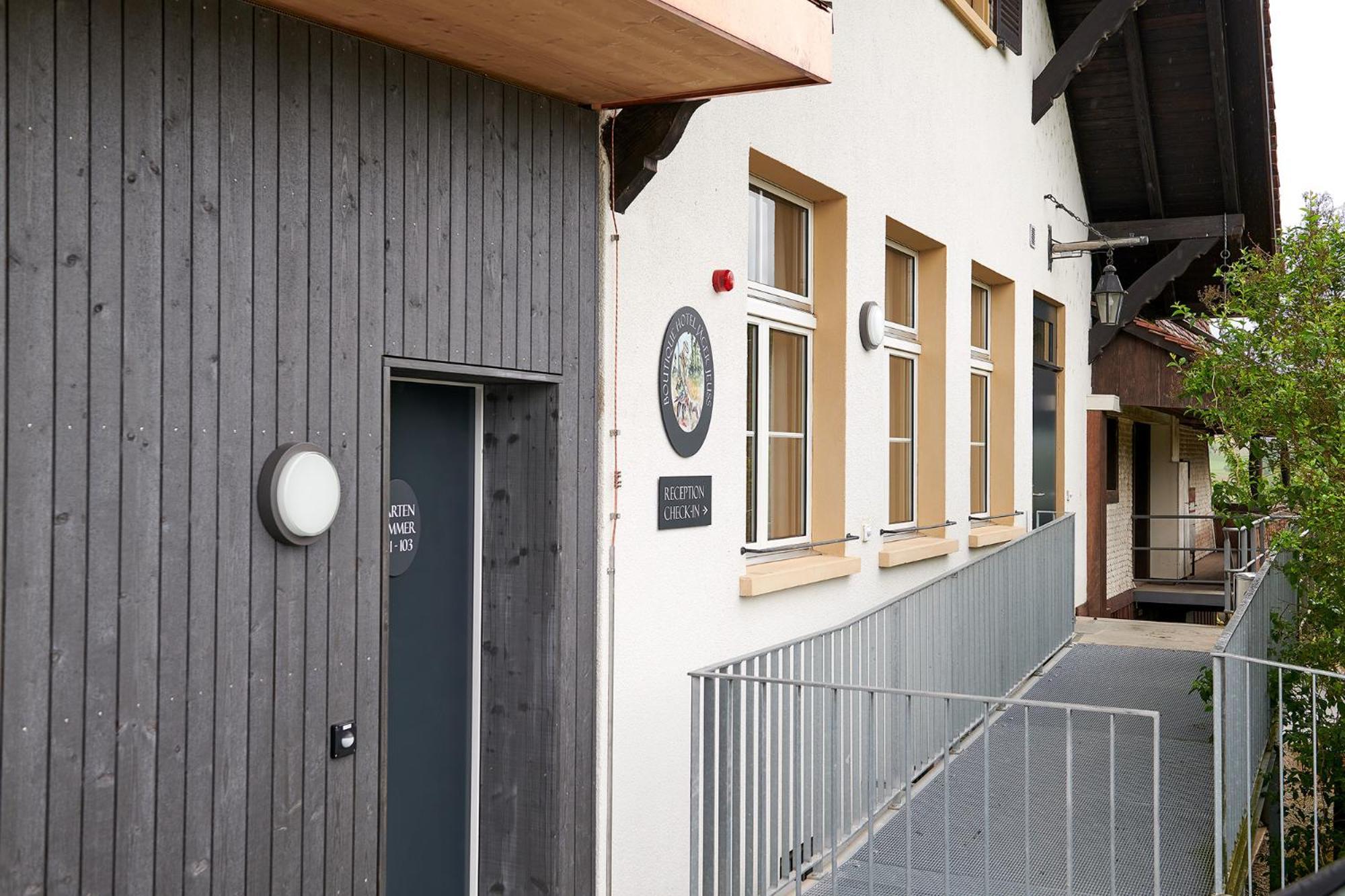 Hotel Jaeger Jeuss - Murten - Self-Check-In Eksteriør billede